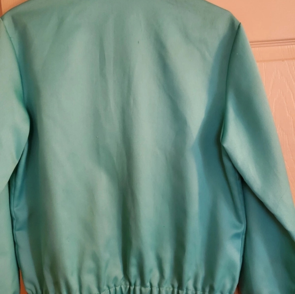 Aqua Ladies Windbreaker. S MED - Picture 6 of 8